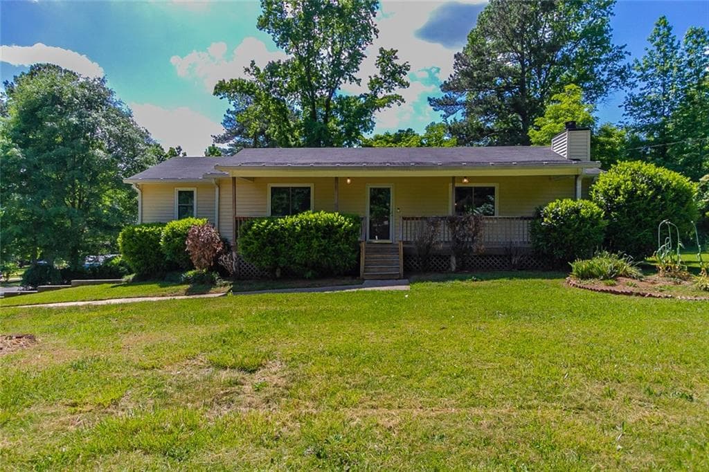 3 bedroom, 2 bathroom, 1,406 sq ft single family residence sold at 19 Quail Hollow Court, Dallas, GA 30157