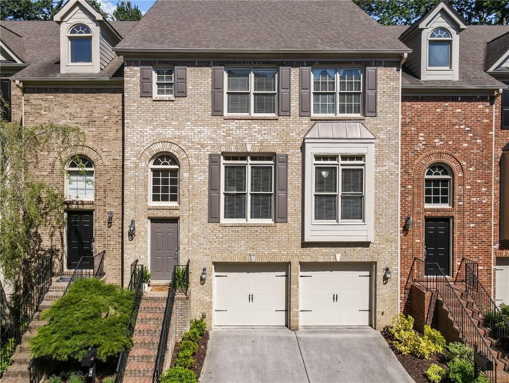 7243 Village Creek Trace, Sandy Springs, GA 30328 — most recent listing photo