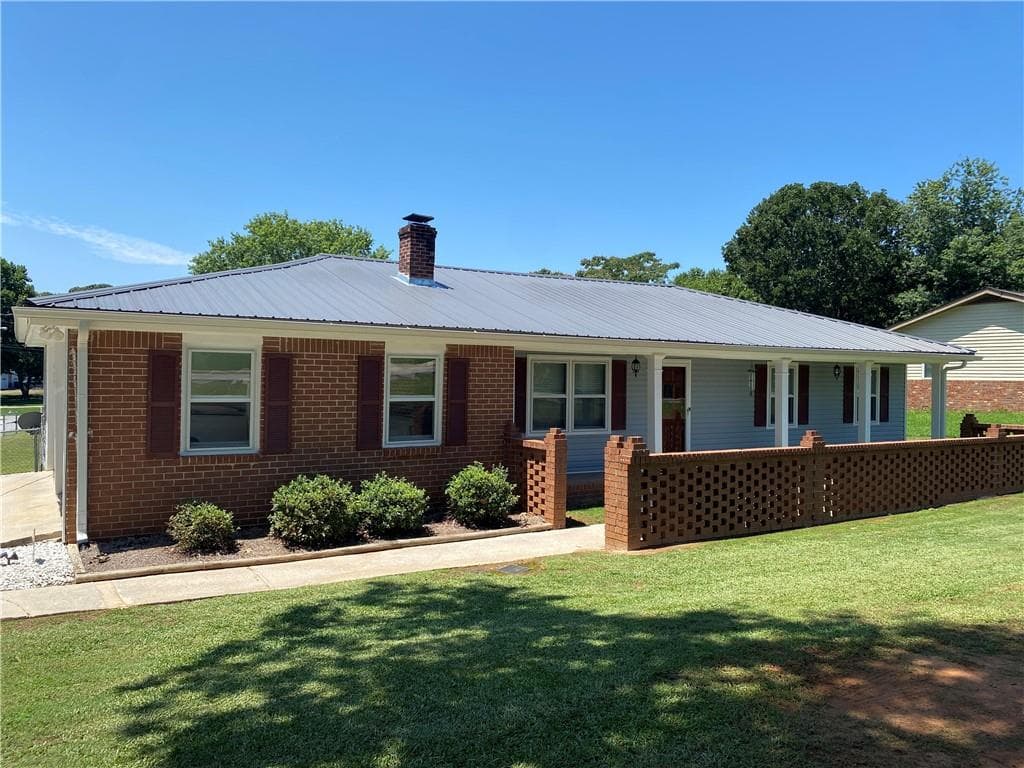 3 bedroom, 2 bathroom, 1,337 sq ft single family residence sold at 815 Tanner Road, Dacula, GA 30019