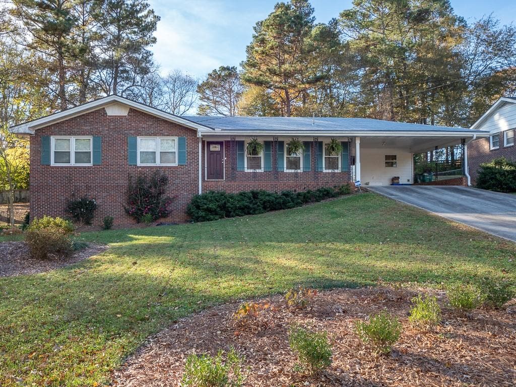 3 bedroom, 2 bathroom, 2,540 sq ft single family residence sold at 4120 Deerwood Parkway, Smyrna, GA 30082