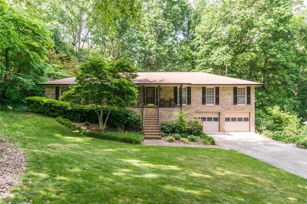 3401 Camelot Drive, Marietta, GA 30062 — most recent listing photo