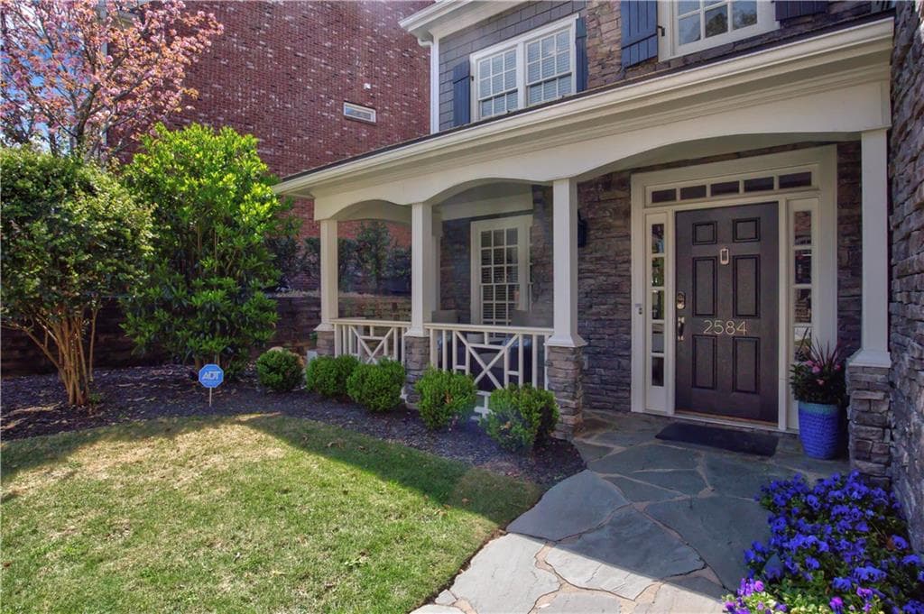 2584 Brookline Circle, Brookhaven, GA 30319 — most recent listing photo