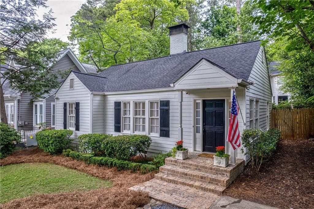 3 bedroom, 2 bathroom, 1,440 sq ft single family residence sold at 166 Peachtree Hills Avenue, Atlanta, GA 30305