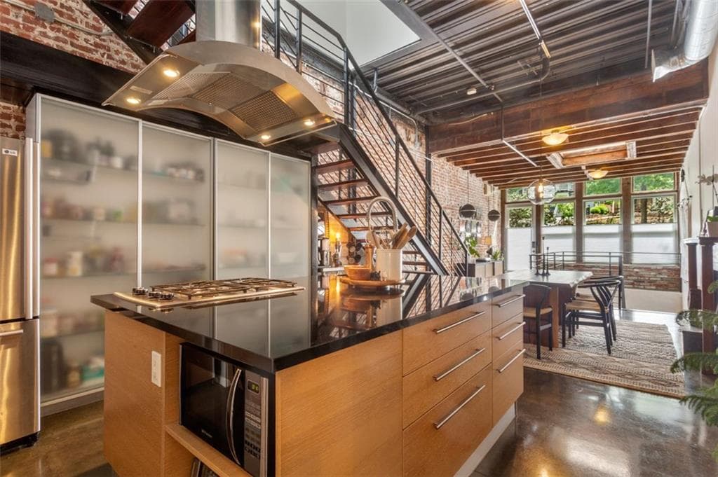 675 Greenwood Avenue 106, Atlanta, GA 30306 — most recent listing photo