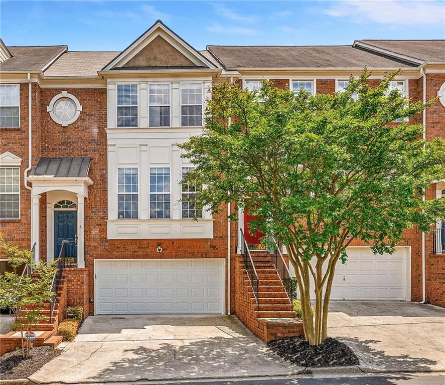 4 bedroom, 4 bathroom, 2,256 sq ft townhouse sold at 2406 Bridlewood Drive 27, Atlanta, GA 30339