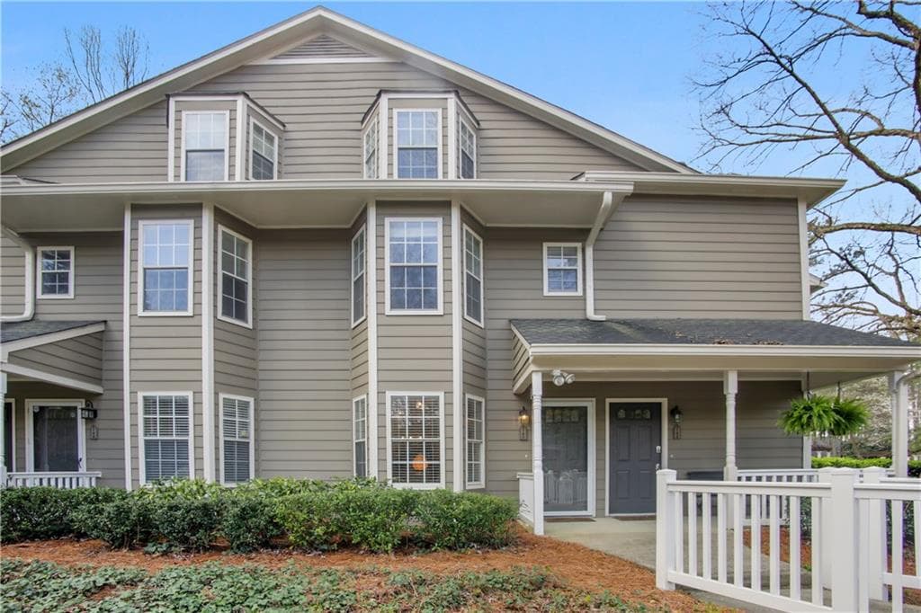 2150 N Forest Trail, Dunwoody, GA 30338 — most recent listing photo