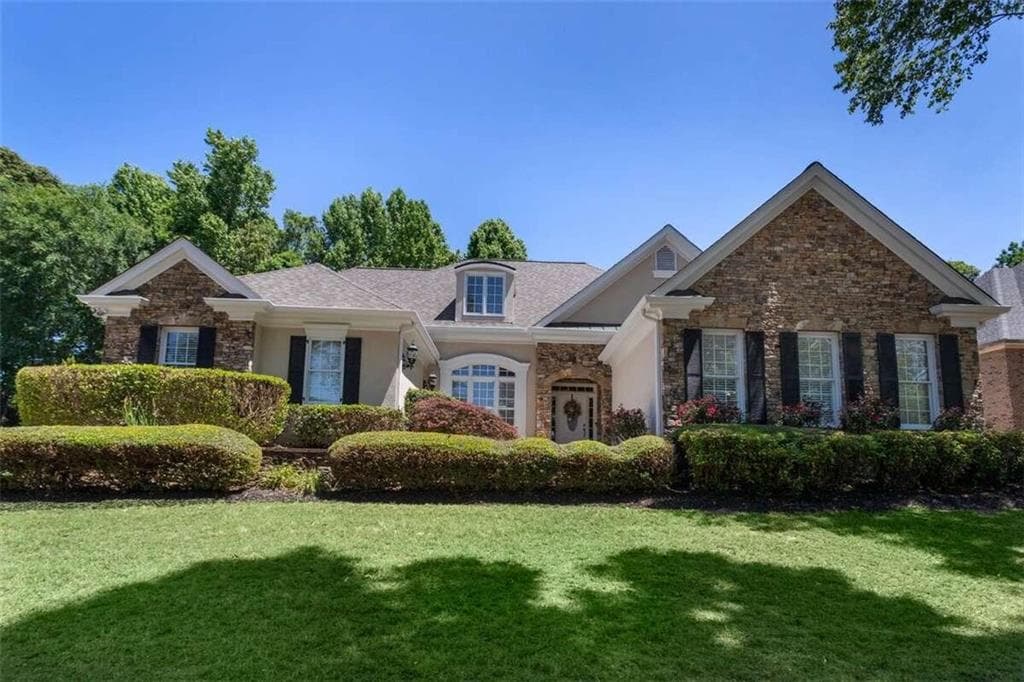 855 Carriage Lake Dr, Lawrenceville, GA 30046 — most recent listing photo
