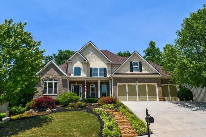 2143 Independence Lane, Buford, GA 30519 — most recent listing photo