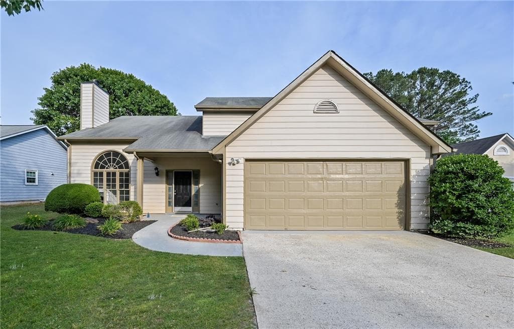 130 Starfire Lane, Alpharetta, GA 30022 — most recent listing photo