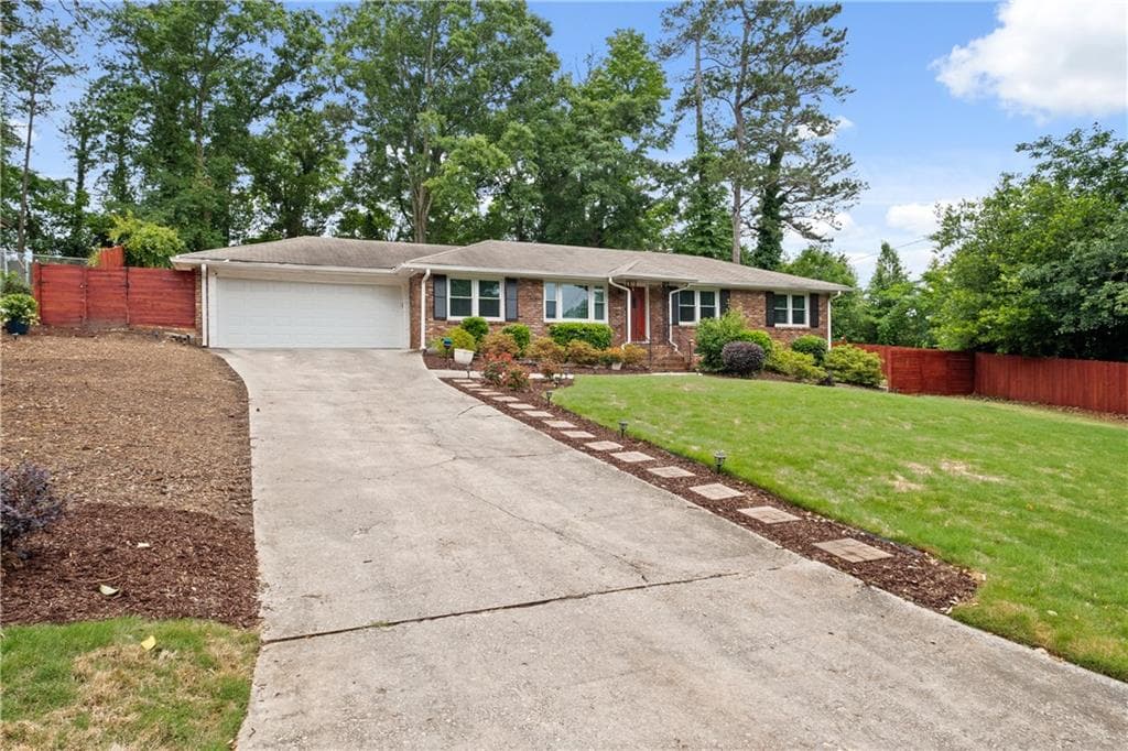 3 bedroom, 2 bathroom, 1,530 sq ft single family residence sold at 3092 Stantondale Drive, Atlanta, GA 30341