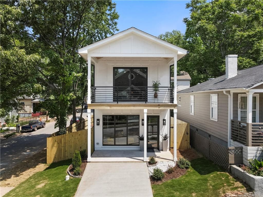 3 bedroom, 4 bathroom, 1,686 sq ft single family residence sold at 391 Arthur Street, Atlanta, GA 30310