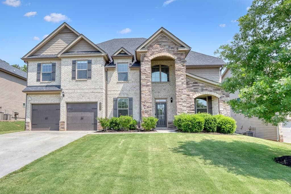 4645 Mossbrook Circle, Alpharetta, GA 30004 — most recent listing photo