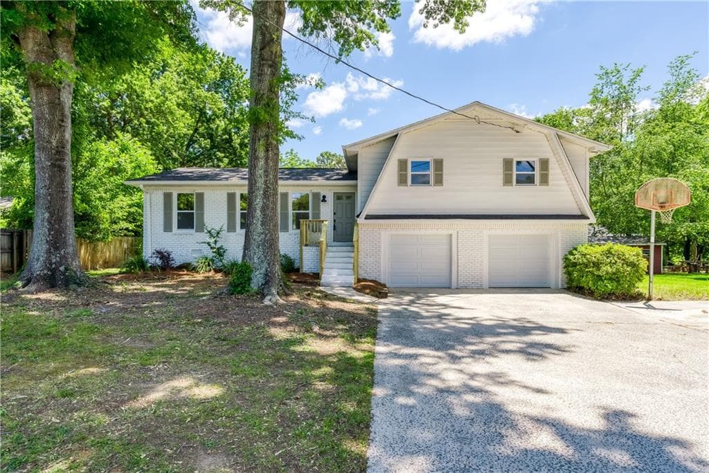 3 bedroom, 2 bathroom, 1,456 sq ft single family residence sold at 3912 Sandy Plains Road, Marietta, GA 30066