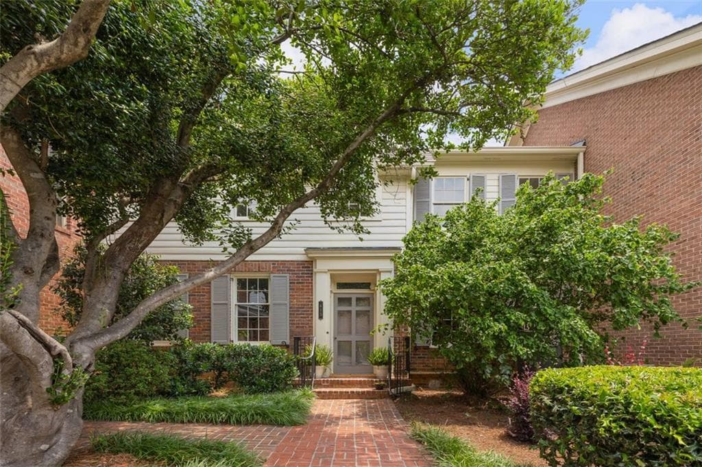 3 bedroom, 4 bathroom, 2,602 sq ft condominium sold at 615 Pinetree Drive, Decatur, GA 30030