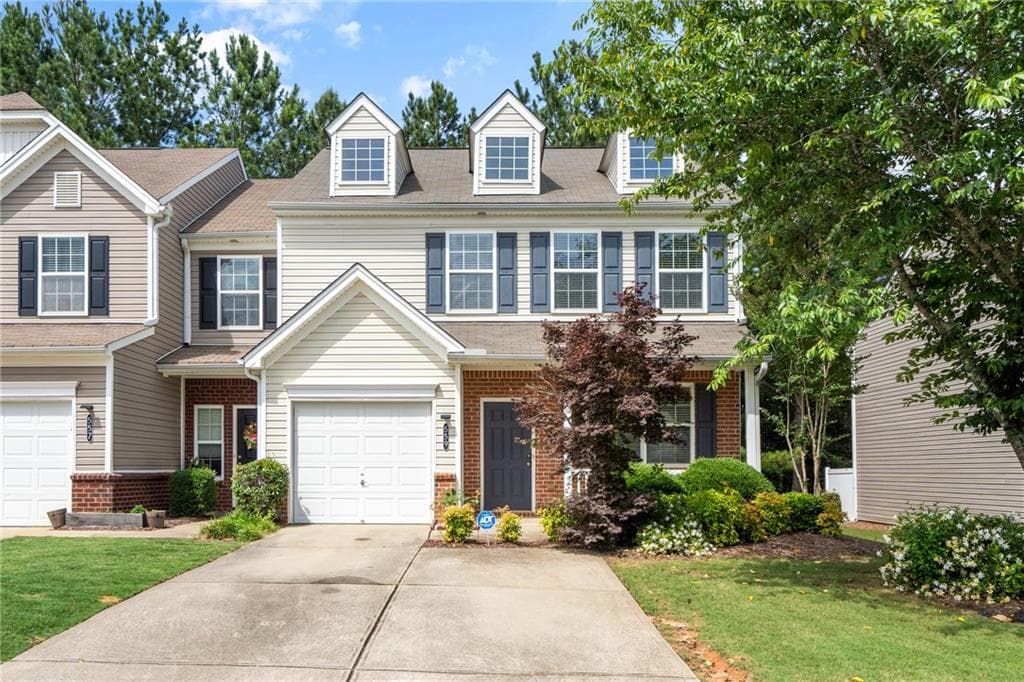 559 Windstone Trail, Alpharetta, GA 30004 — most recent listing photo