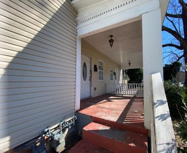 duplex sold at 1041 Lawton Avenue, Atlanta, GA 30310