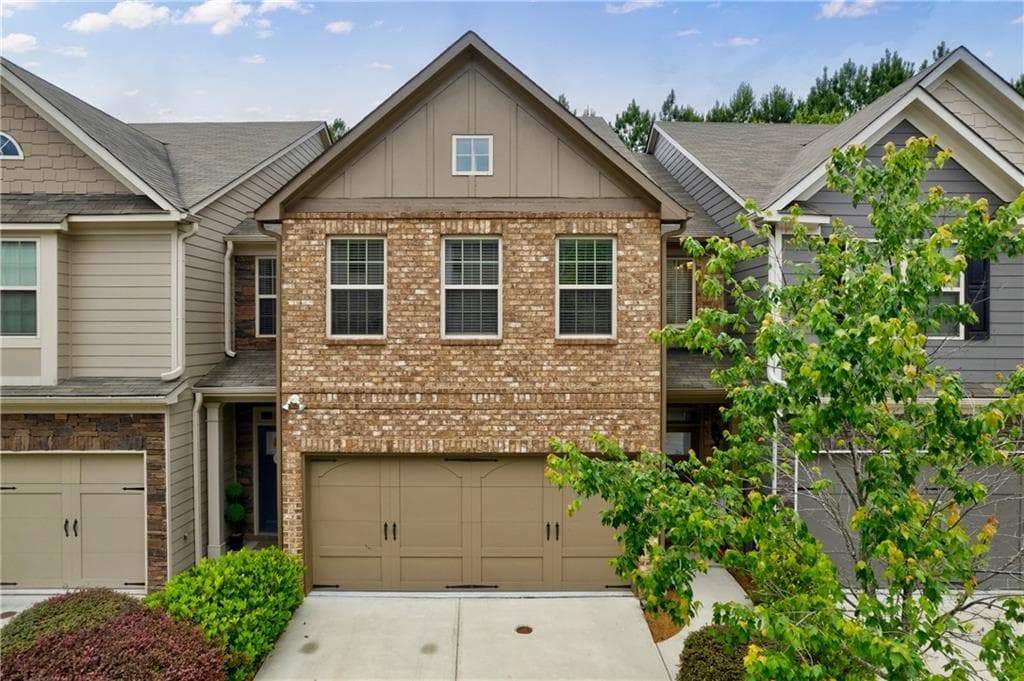 5208 Whiteoak Avenue, Smyrna, GA 30080 — most recent listing photo