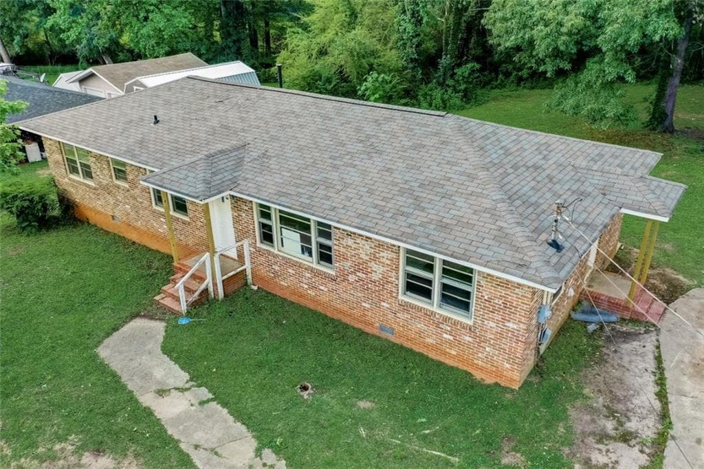 59 Lakeshore Drive, Newnan, GA 30263 — most recent listing photo
