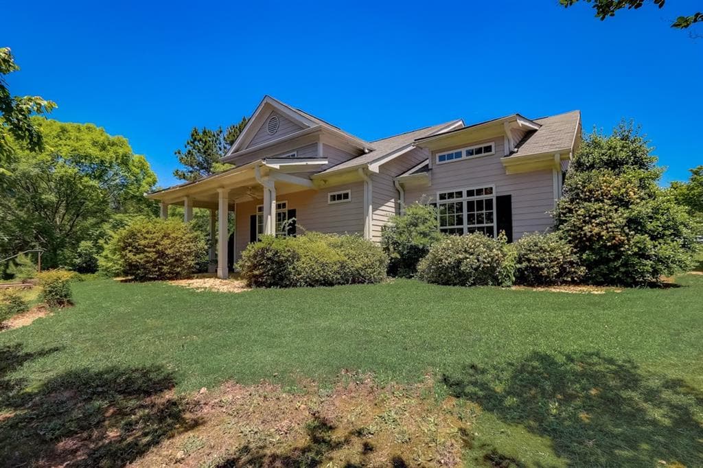 7915 The Lakes Point, Fairburn, GA 30213 — most recent listing photo