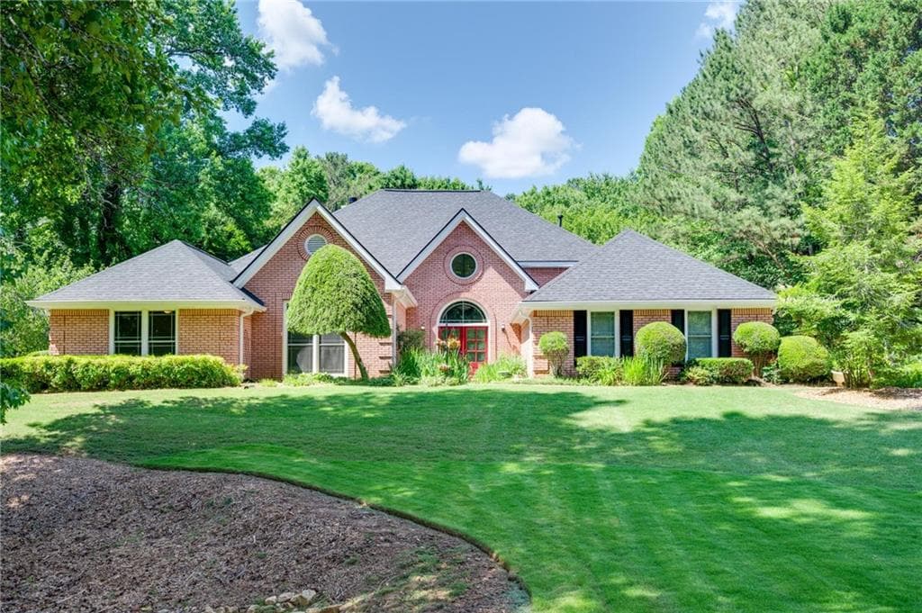 4 bedroom, 3 bathroom, 3,061 sq ft single family residence sold at 14395 Wyndham Farms Drive, Milton, GA 30004