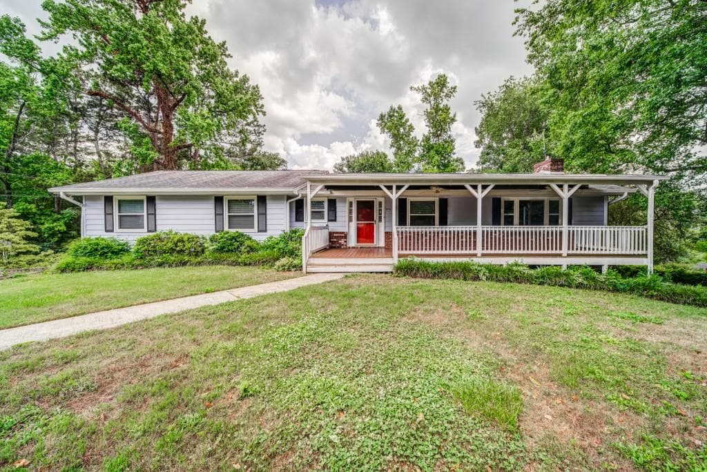 4 bedroom, 2 bathroom, 2,570 sq ft single family residence sold at 490 Embry Lane, Marietta, GA 30066