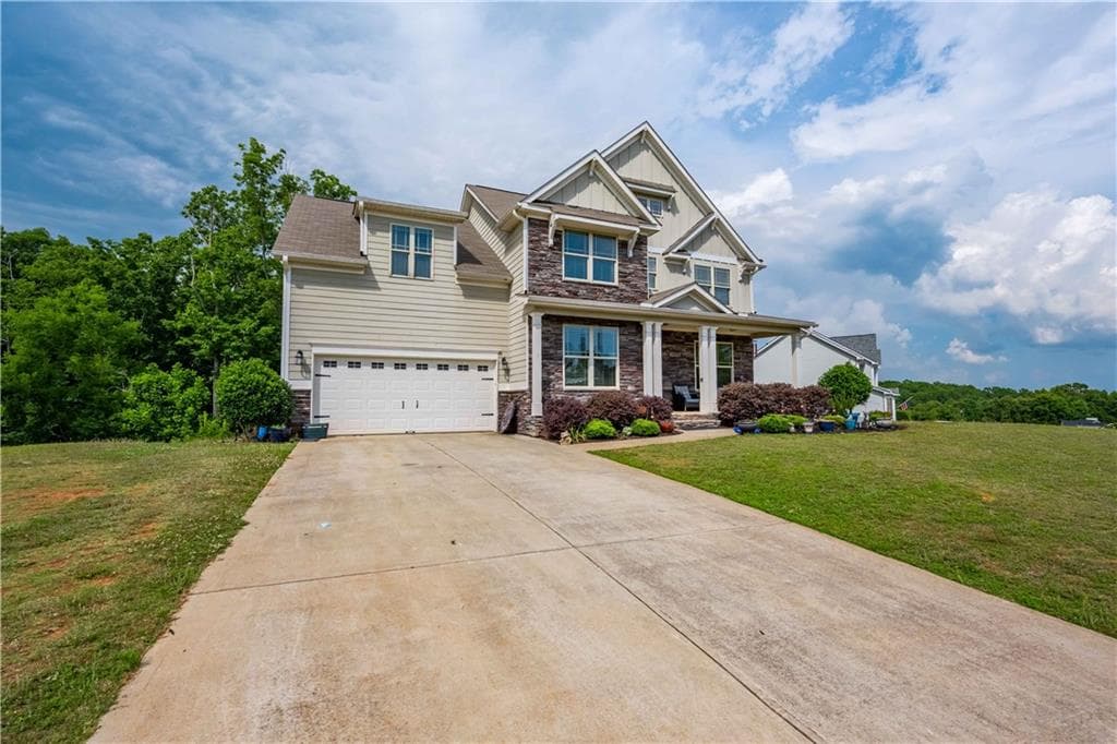 9410 Woodland Tree Lane, Cumming, GA 30028 — most recent listing photo