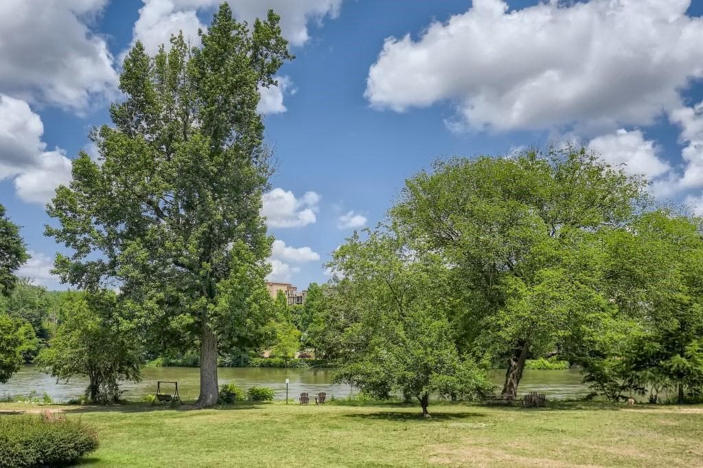 1098 Riverbend Club Drive, Atlanta, GA 30339 — most recent listing photo