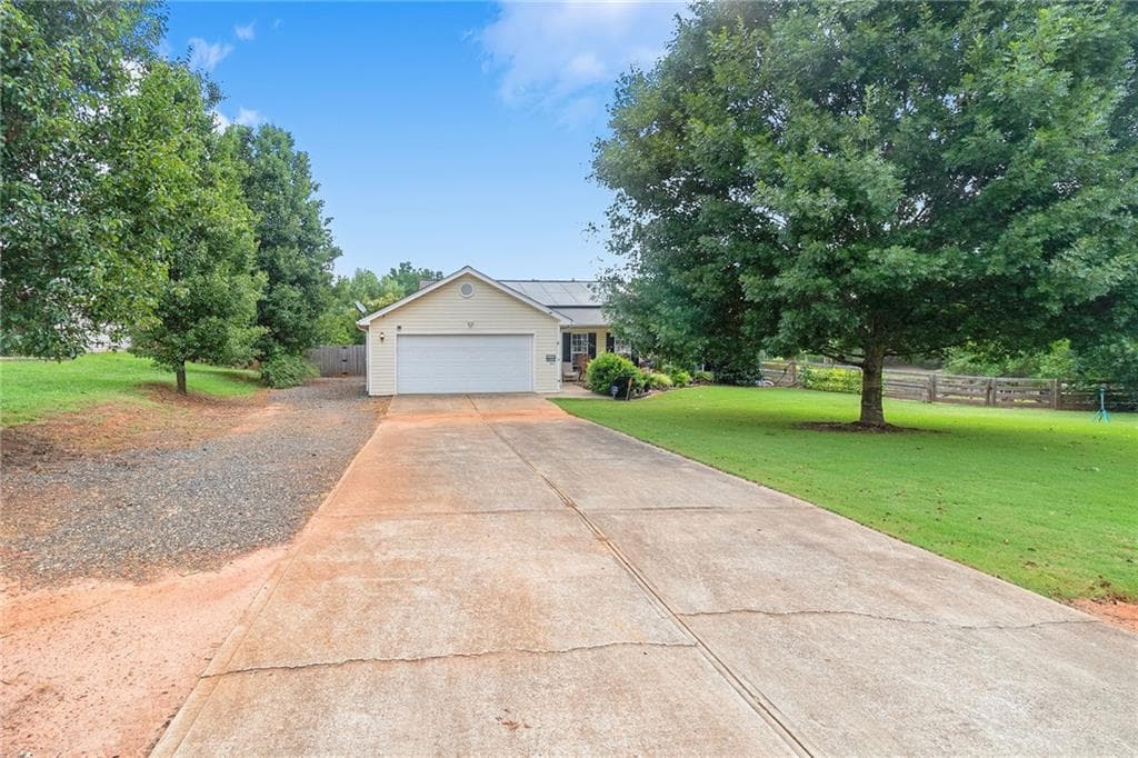 984 VERA Court, Winder, GA 30680 — most recent listing photo