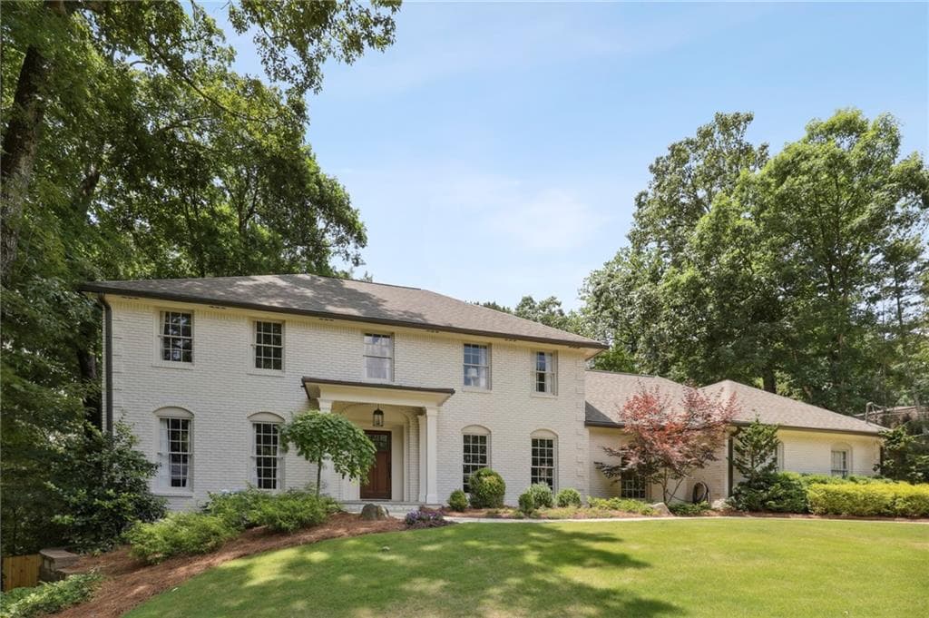 800 Overhill Court, Sandy Springs, GA 30328 — most recent listing photo