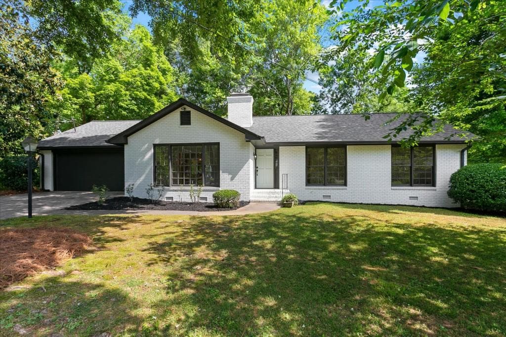 3 bedroom, 2 bathroom, 1,630 sq ft single family residence sold at 2993 Huntcliff Drive, Marietta, GA 30066