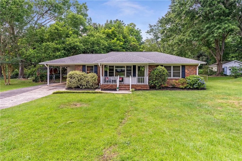 2197 Clearwater Drive, Marietta, GA 30067 — most recent listing photo