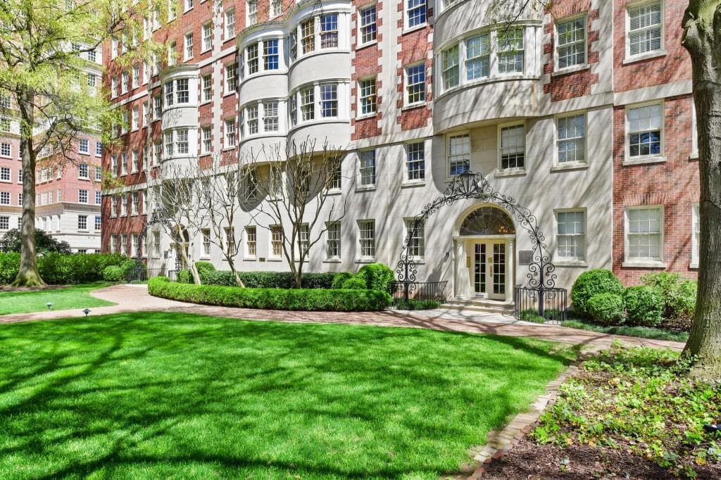 1325 Peachtree Street 301, Atlanta, GA 30309 — most recent listing photo