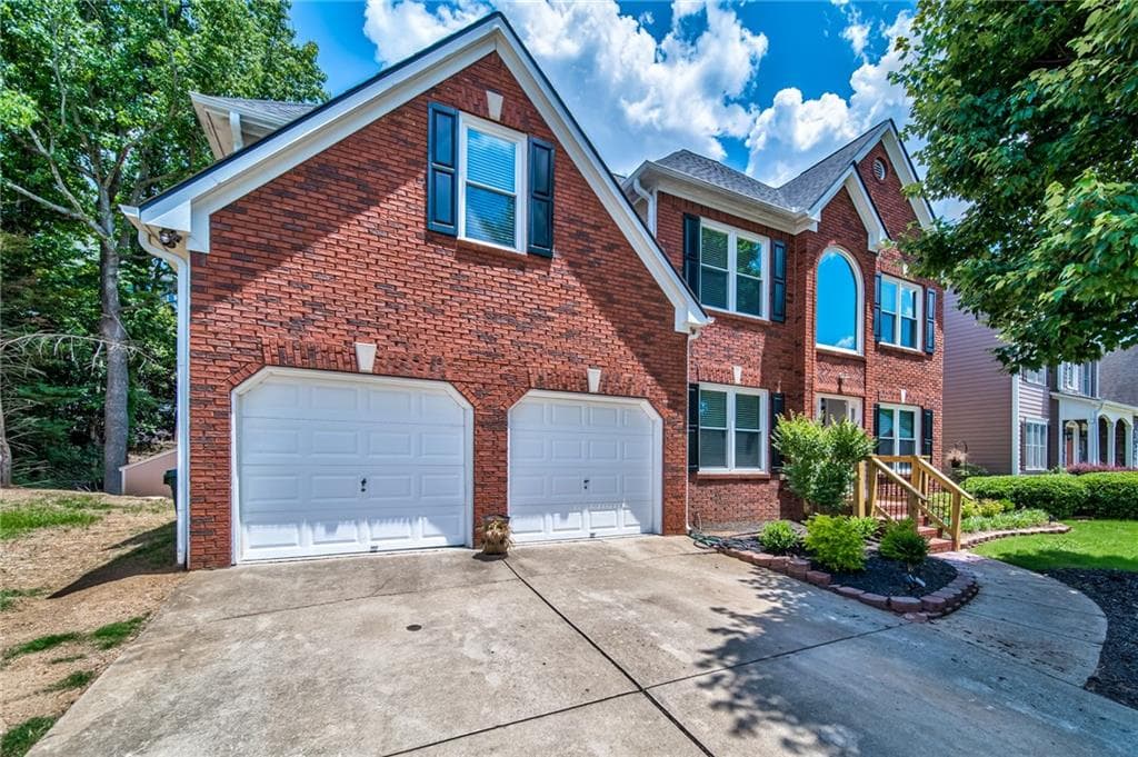 6 bedroom, 2 bathroom, 3,140 sq ft single family residence sold at 4416 Morlowe Court, Acworth, GA 30101