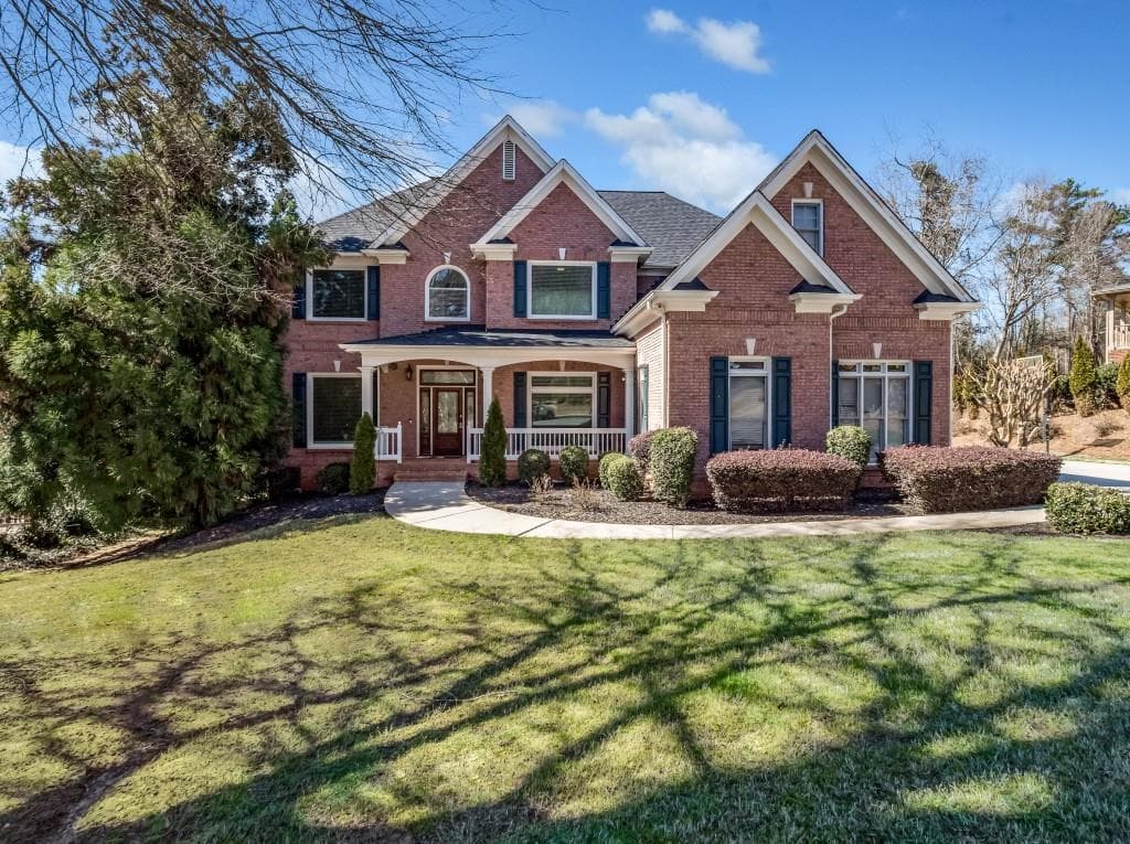 915 Gunter Court, Alpharetta, GA 30022 — most recent listing photo