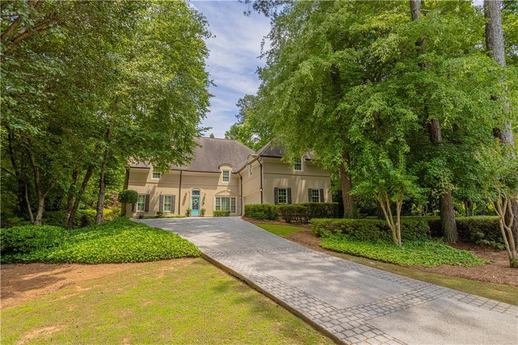 5 bedroom, 5 bathroom, 5,645 sq ft single family residence sold at 210 Gabriel Drive, Roswell, GA 30075