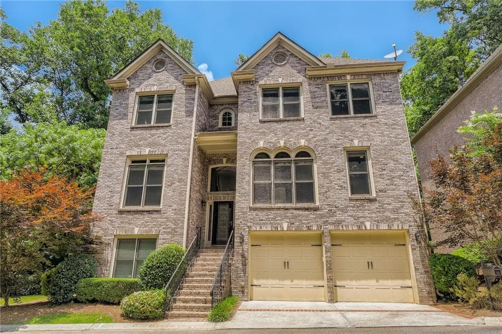 5 bedroom, 4 bathroom, 2,896 sq ft single family residence sold at 1000 Manorwood Court, Atlanta, GA 30328