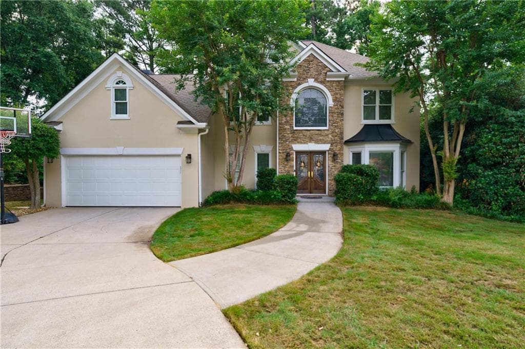 5650 Hillgate Crossing, Alpharetta, GA 30005 — most recent listing photo