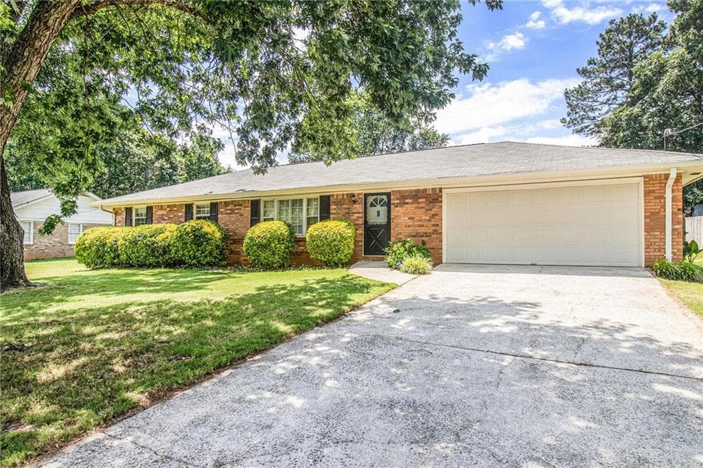 3852 Imperial Drive, Snellville, GA 30039 — most recent listing photo