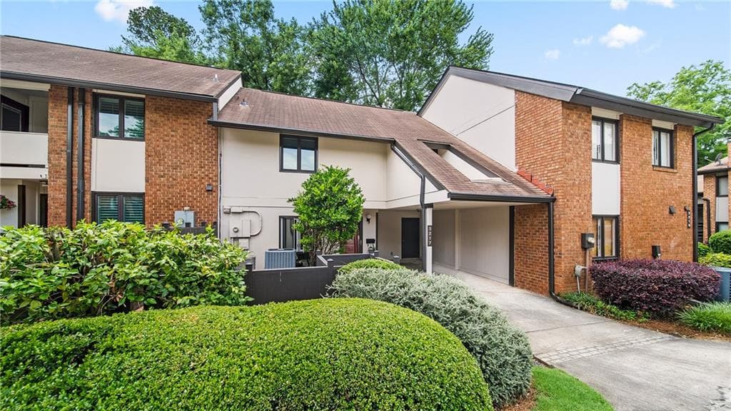3217 Clairmont North, Brookhaven, GA 30329 — most recent listing photo