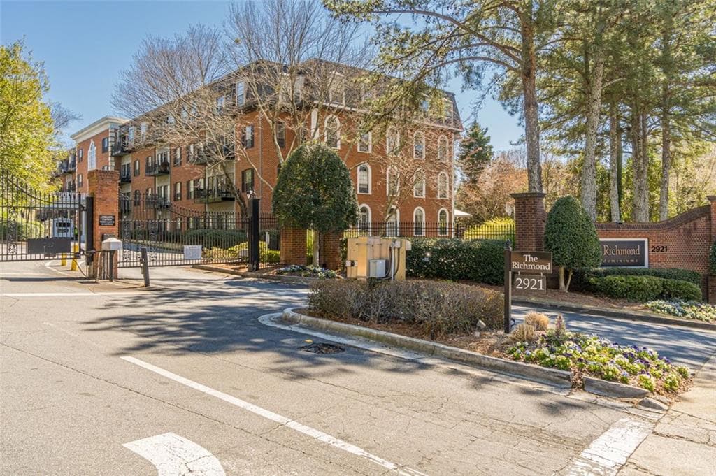 2921 Lenox Road 305, Atlanta, GA 30324 — most recent listing photo