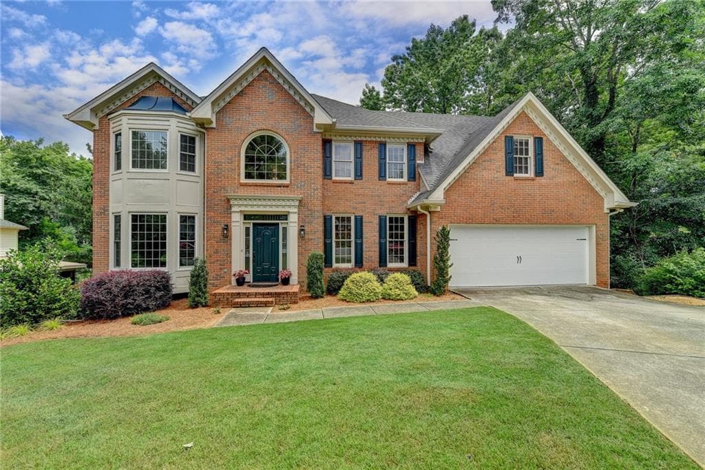 5 bedroom, 4 bathroom, 3,122 sq ft single family residence sold at 220 Red Hawk Trail, Johns Creek, GA 30022