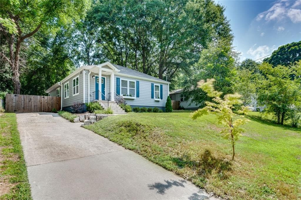 3 bedroom, 2 bathroom, 1,749 sq ft single family residence sold at 1395 ALMONT Drive, Atlanta, GA 30310