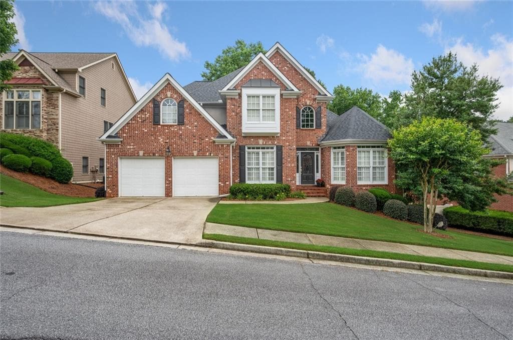 5 bedroom, 4 bathroom, 4,805 sq ft single family residence sold at 4405 Summit Oaks Place, Roswell, GA 30075