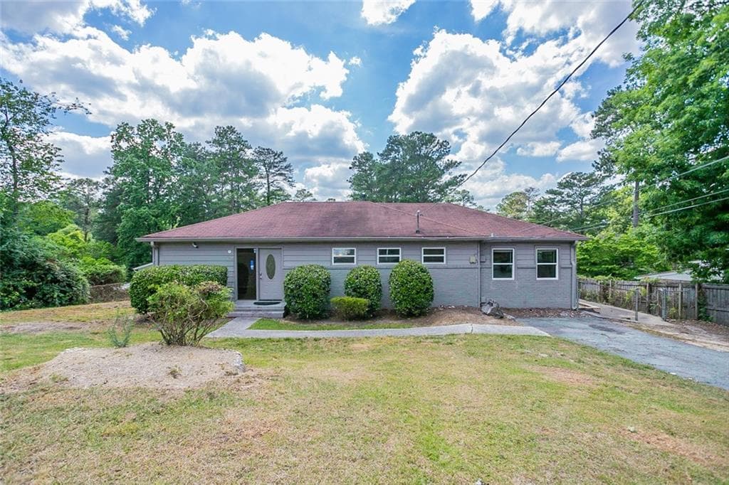 5022 Fairmont Road, Smyrna, GA 30082 — most recent listing photo
