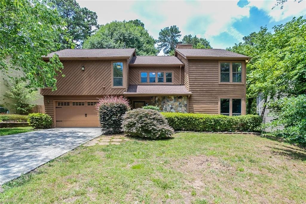 4895 Duncan Wood Drive, Duluth, GA 30096 — most recent listing photo