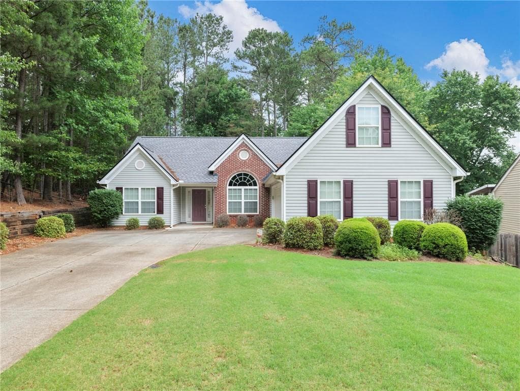 3 bedroom, 2 bathroom, 1,821 sq ft single family residence sold at 2000 Mina Lane Drive, Buford, GA 30518
