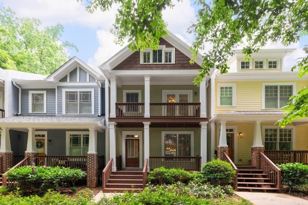122 Oakhurst Terrace, Decatur, GA 30030 — most recent listing photo