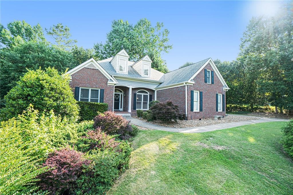 615 Cannon Court, Woodstock, GA 30188 — most recent listing photo