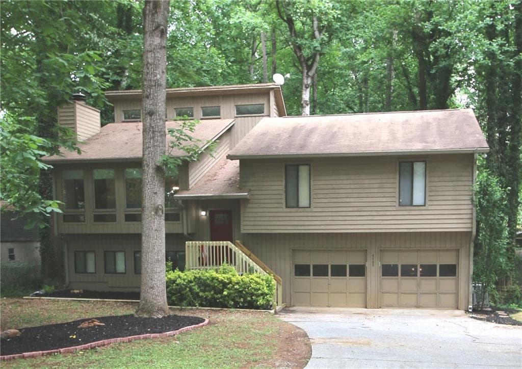 4 bedroom, 2 bathroom, 2,364 sq ft single family residence sold at 4466 Whitecap Road, Marietta, GA 30066