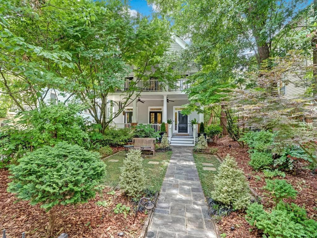 3 bedroom, 4 bathroom, 2,688 sq ft single family residence sold at 855 Saint Charles Avenue A, Atlanta, GA 30306